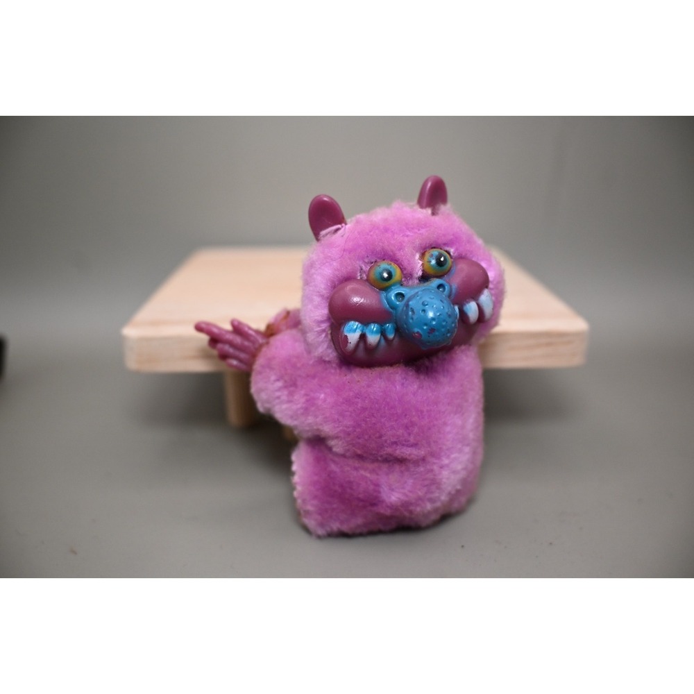 Rare Vintage 1986 AmToy My Pet Monster Pink Clip-On Plush Pencil Topper Hugger